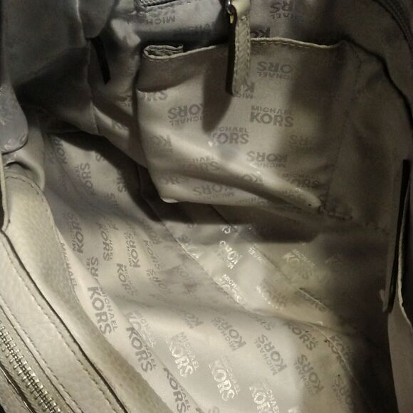 Michael Kors Gray Studded Leather Purse Shoulder bag - Picture 11 of 12